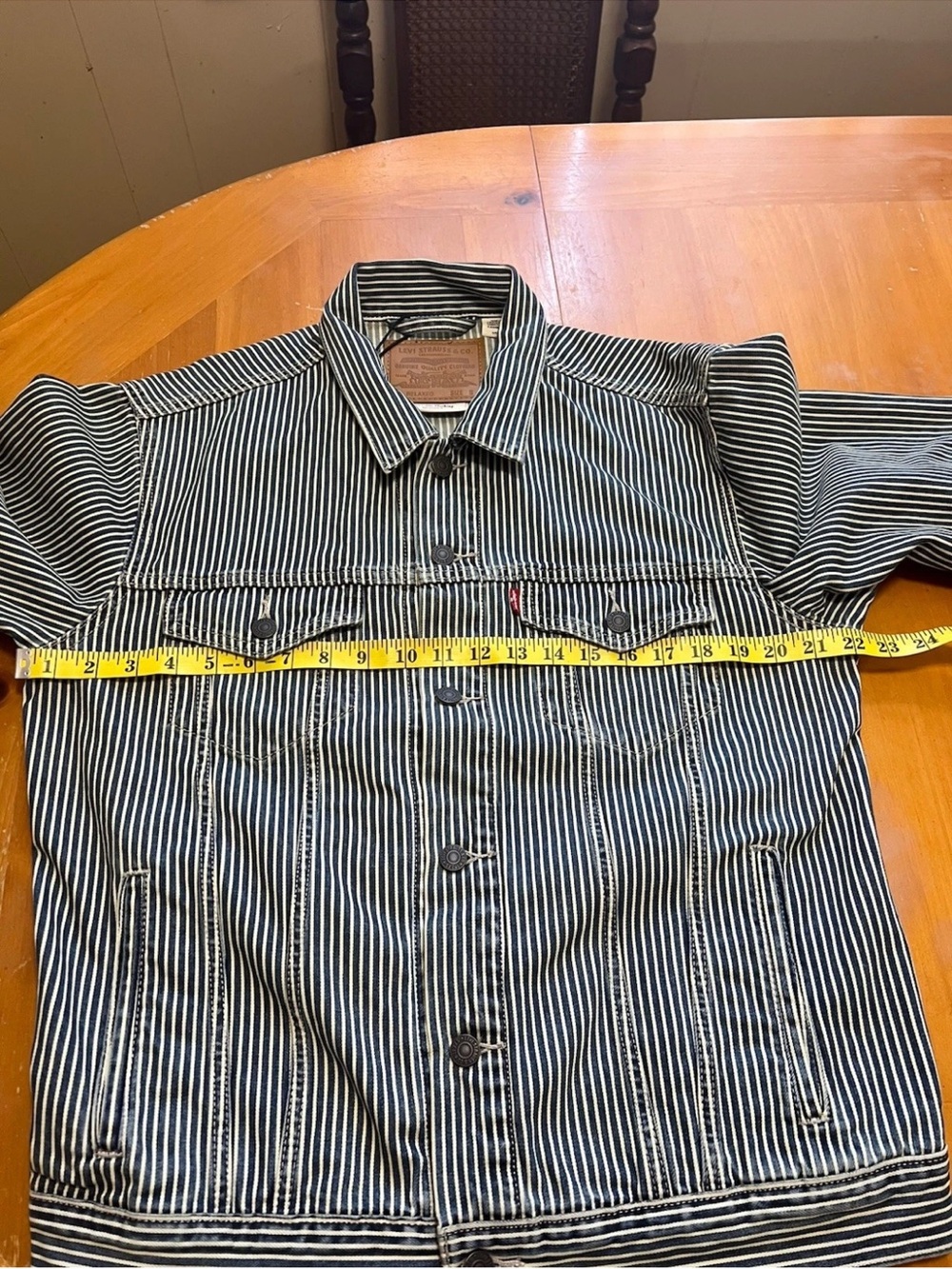 Levi’s Premium Relaxed Fit S Trucker Jacket A5782‑0077 Railroad Stripe NWT - Picture 9 of 12